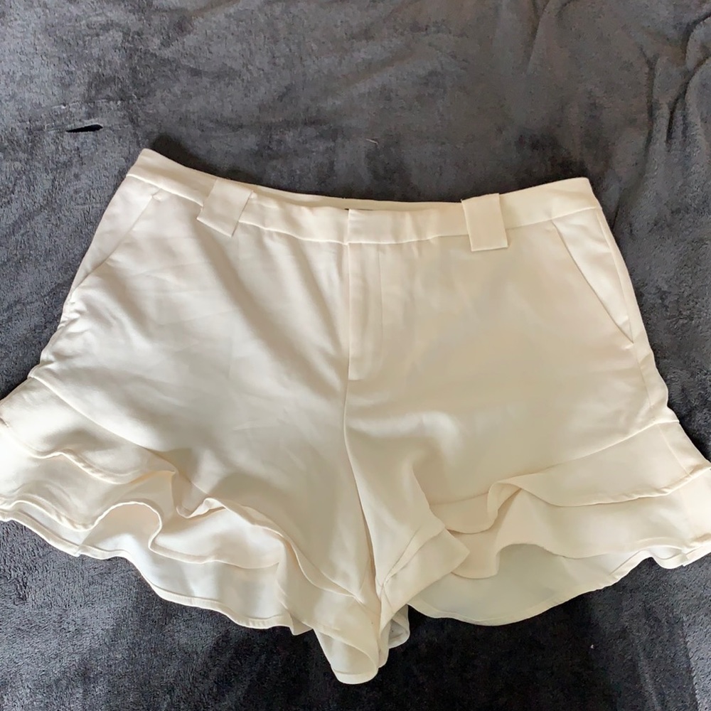 Off white eloquii shorts!